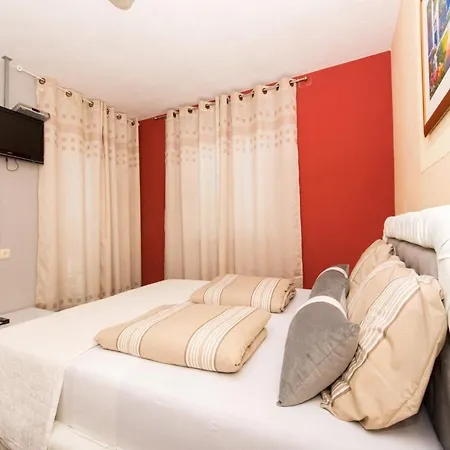 Apartment Stil - One Bedroom With Balcony And Sea View 102 Trogir